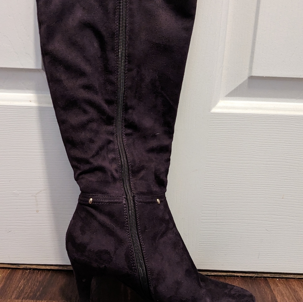 Purple faux suede boots
